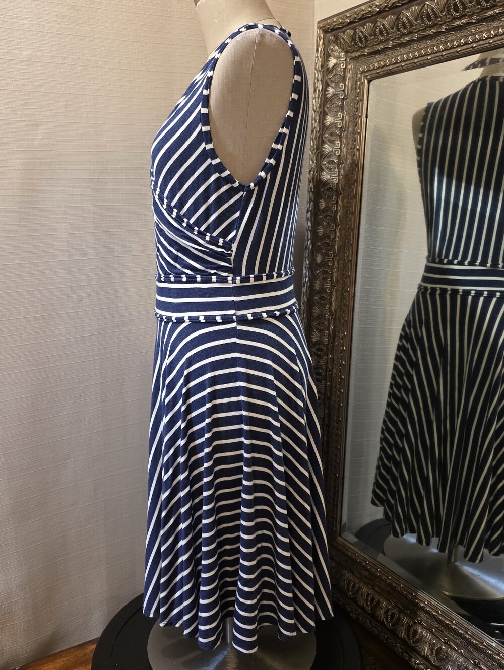 Max Studio Navy & White Striped Sleeveless Wrap Midi Dress. Sz Med. - Picture 3 of 6